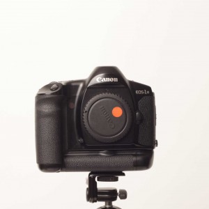 137_CANON_EOS_1_N_831